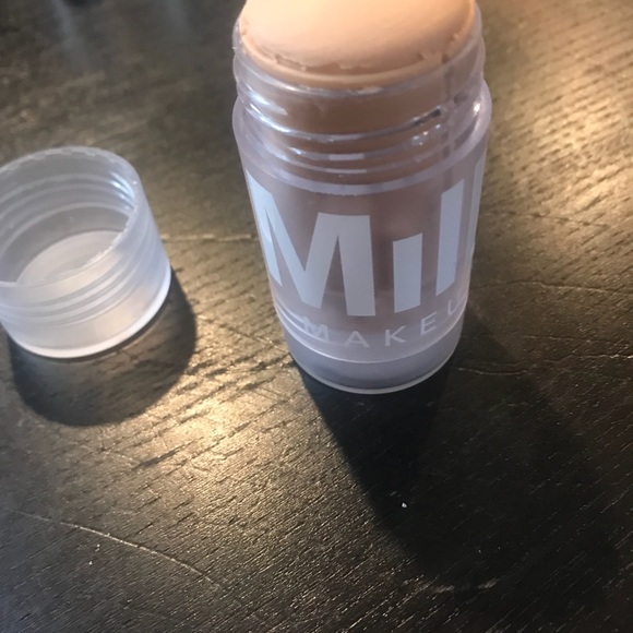 Complexion Set - Picture 3 of 4